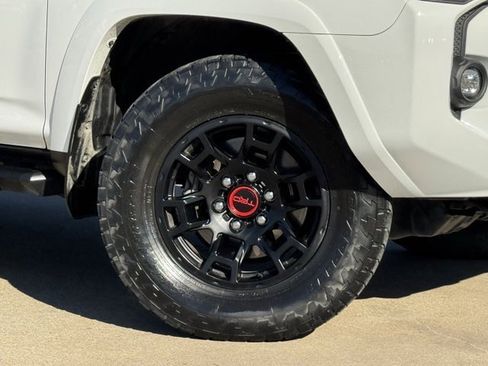 Used 2022 Toyota 4Runner TRD Off-Road image 34