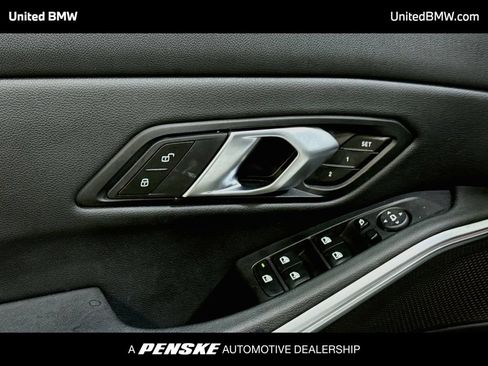 Used 2025 BMW 330i xDrive Sedan AWD/4WD image 10