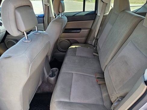 Used 2016 Jeep Patriot Latitude image 24