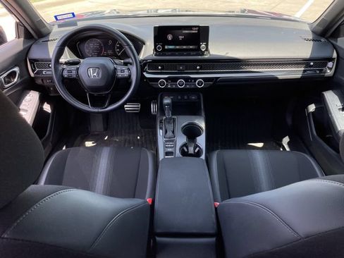 Used 2025 Honda Civic Sport image 10