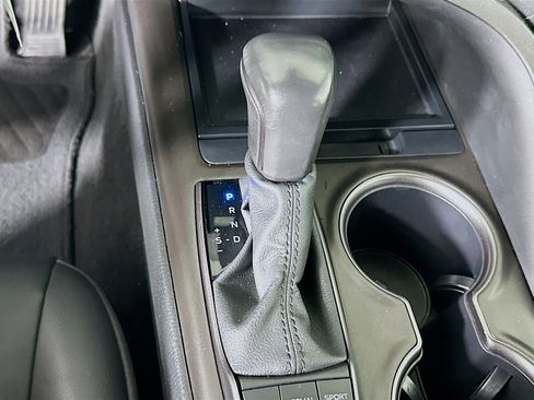Used 2024 Toyota Camry SE FWD image 24
