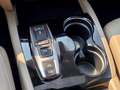 Used 2022 Honda Pilot Touring image 23