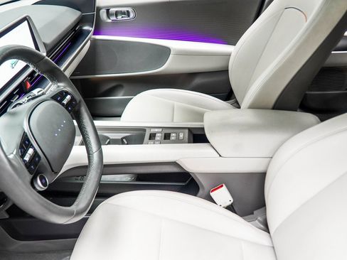 Used 2024 Hyundai Ioniq 6 Limited image 19