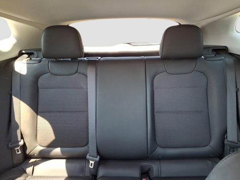 Used 2025 Chevrolet Trax LT FWD image 16