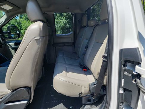 Used 2020 Ford F250 XL w/ Power Equipment Group RWD image 28