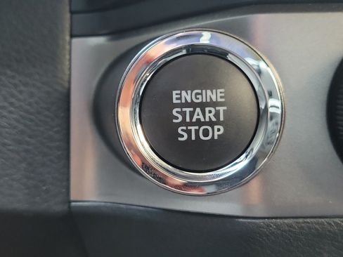 Certified 2023 Toyota Tacoma SR5 w/ Technology Package AWD/4WD image 28