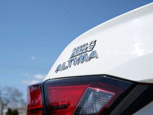 Used 2021 Nissan Altima 2.5 S image 10