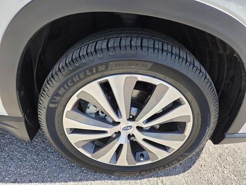 Used 2021 Subaru Ascent Limited w/ Technology Package AWD/4WD image 10