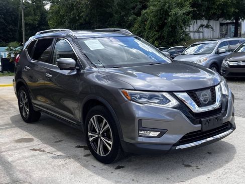 Used 2017 Nissan Rogue SL w/ SL Premium Package AWD/4WD image 8