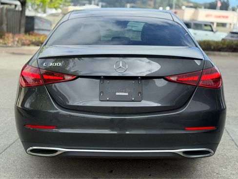 Used 2023 Mercedes-Benz C 300 Sedan image 4
