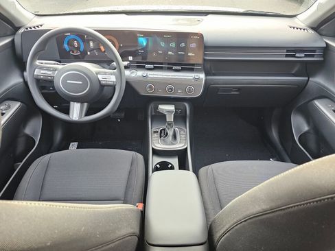 New 2026 Hyundai Kona SE image 13