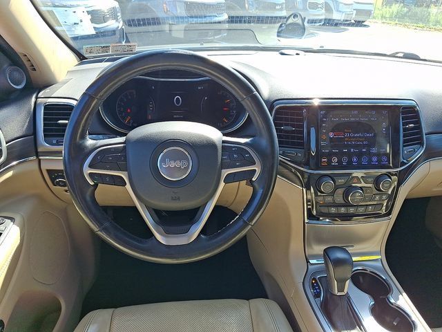 Used 2020 Jeep Grand Cherokee Limited w/ Luxury Group II AWD/4WD image 12