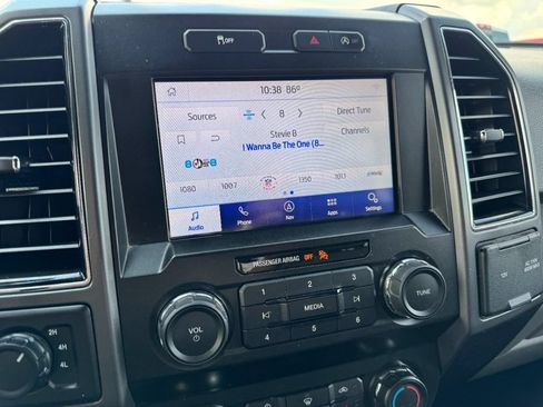 Used 2020 Ford F150 XLT w/ Equipment Group 302A Luxury AWD/4WD image 19