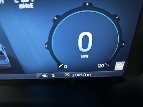 Used 2024 Ford F150 XLT w/ Equipment Group 302A MID image 15