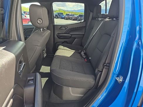Used 2023 Chevrolet Colorado LT w/ LT Convenience Package AWD/4WD image 35