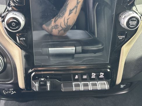 Used 2023 RAM 2500 Laramie image 20