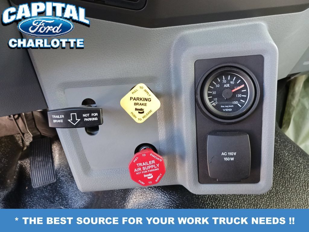 New 2027 Ford F750 2WD Regular Cab Super Duty image 21