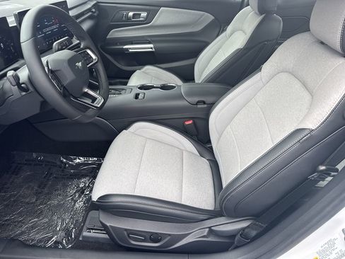 New 2025 Ford Mustang Coupe image 9