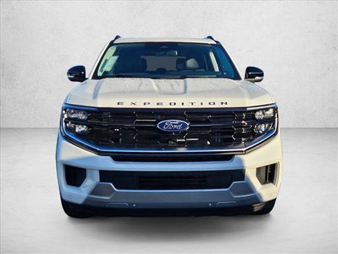 New 2026 Ford Expedition Platinum AWD/4WD image 6