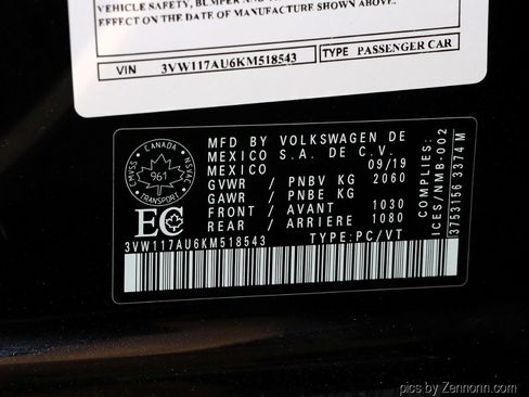 Used 2019 Volkswagen Golf S image 36