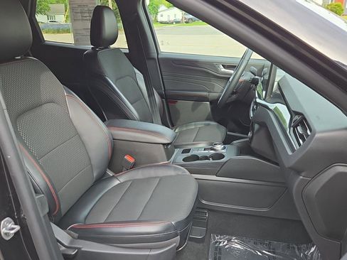 Used 2024 Ford Escape ST-Line w/ Tech Pack #1 AWD/4WD image 26