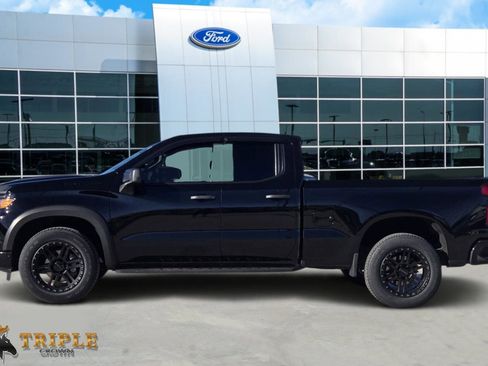 Used 2023 Chevrolet Silverado 1500 Custom w/ LPO, Dark Essentials Package image 3