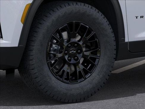 New 2026 Chevrolet Traverse Z71 w/ Driver Confidence Package image 9