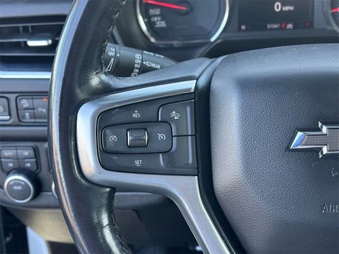 Used 2021 Chevrolet Suburban Z71 image 15