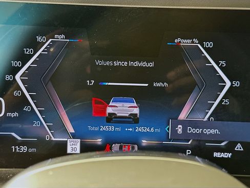 Used 2023 BMW i7 xDrive60 w/ Parking Assistance Package AWD/4WD image 12