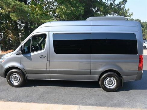 Used 2023 Mercedes-Benz Sprinter 2500 image 7