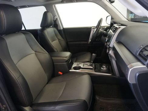 Certified 2023 Toyota 4Runner SR5 Premium w/ Moonroof Package AWD/4WD image 23
