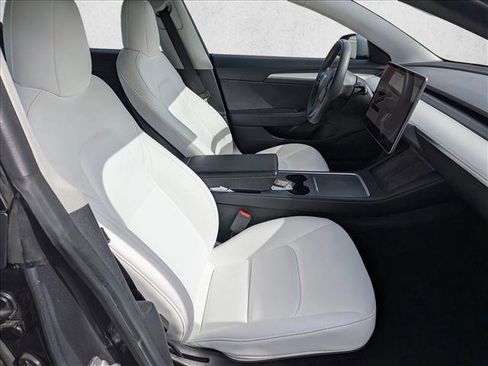 Used 2021 Tesla Model 3 Standard Range Plus image 20