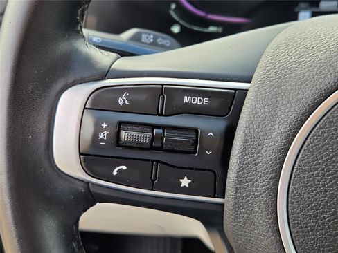 Used 2024 Kia Sportage EX image 28