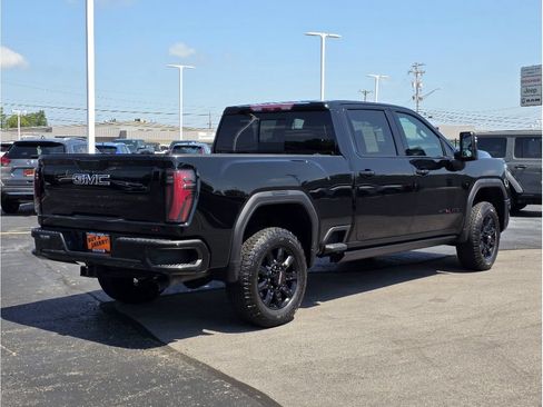 Used 2024 GMC Sierra 2500 AT4 w/ AT4 Premium Plus Package AWD/4WD image 13