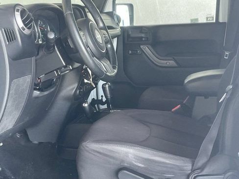 Used 2013 Jeep Wrangler Unlimited Sport AWD/4WD image 16