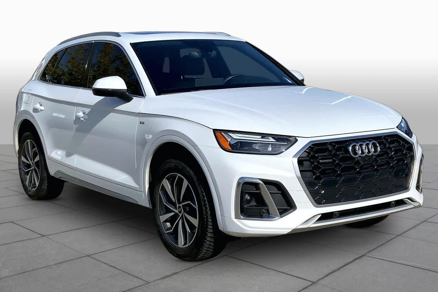 Used 2023 Audi Q5 2.0T Premium Plus w/ Premium Plus Package AWD/4WD image 2