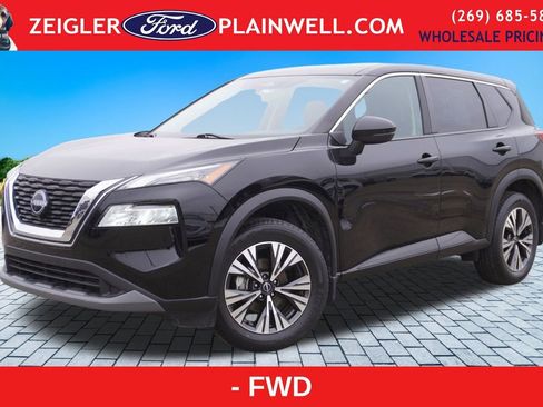 Used 2023 Nissan Rogue SV image 1