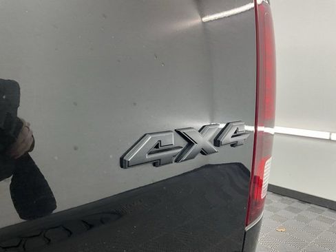 Used 2018 RAM 2500 Laramie w/ Sport Appearance Group image 26