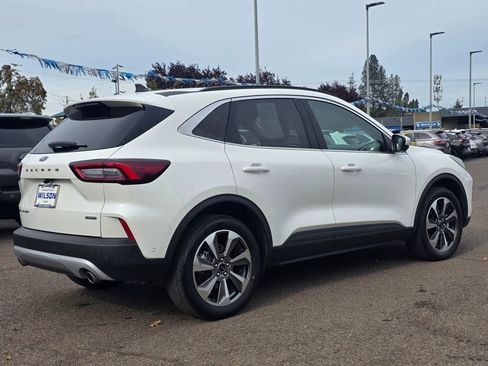 Used 2023 Ford Escape Platinum w/ Premium Technology Package image 30