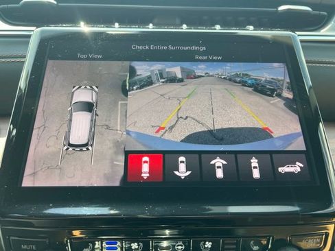 Used 2021 Jeep Grand Cherokee L Summit w/ Luxury Tech Group V AWD/4WD image 18