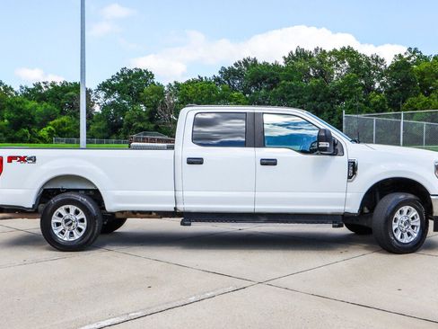 Used 2022 Ford F250 XL w/ STX Appearance Package AWD/4WD image 4