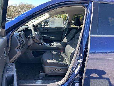 New 2026 Nissan Pathfinder SV AWD/4WD image 16