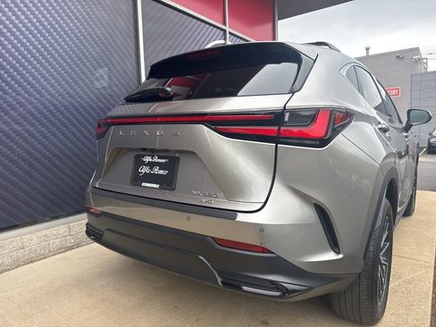 Used 2023 Lexus NX 350 AWD image 7