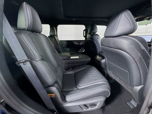 New 2026 INFINITI QX80 Autograph w/ Premium Cargo Package image 37