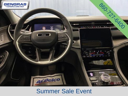 Used 2024 Jeep Grand Cherokee Limited 4xe AWD/4WD image 32