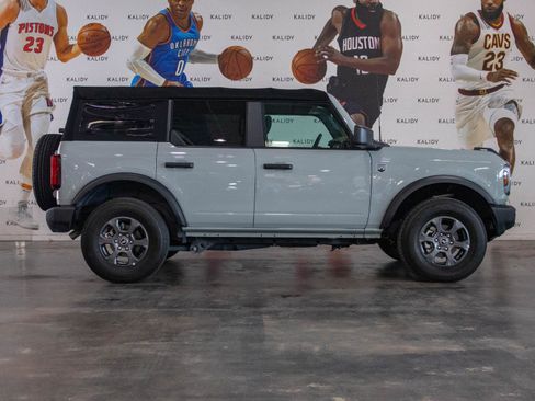 Used 2021 Ford Bronco Big Bend image 17