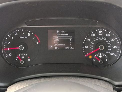 Used 2022 Kia Soul LX image 8