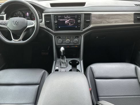 Used 2021 Volkswagen Atlas Cross Sport SE AWD/4WD image 13