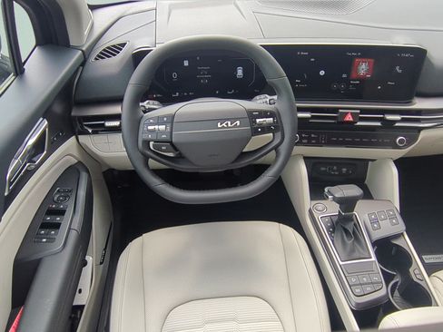 New 2026 Kia Sportage SX FWD image 14