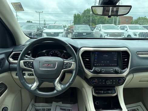 Used 2021 GMC Acadia Denali w/ Denali Technology Package FWD image 13
